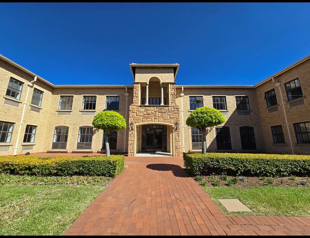 470M² OFFICE TO LET IN BRYANSTON